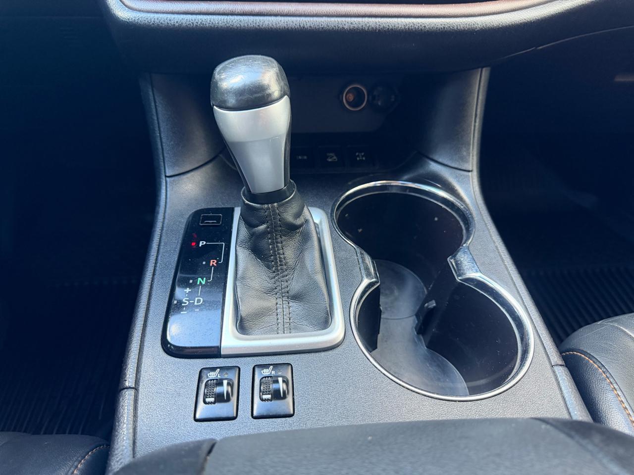 Toyota Highlander AWD 4dr V6 XLE (Natl) 2015