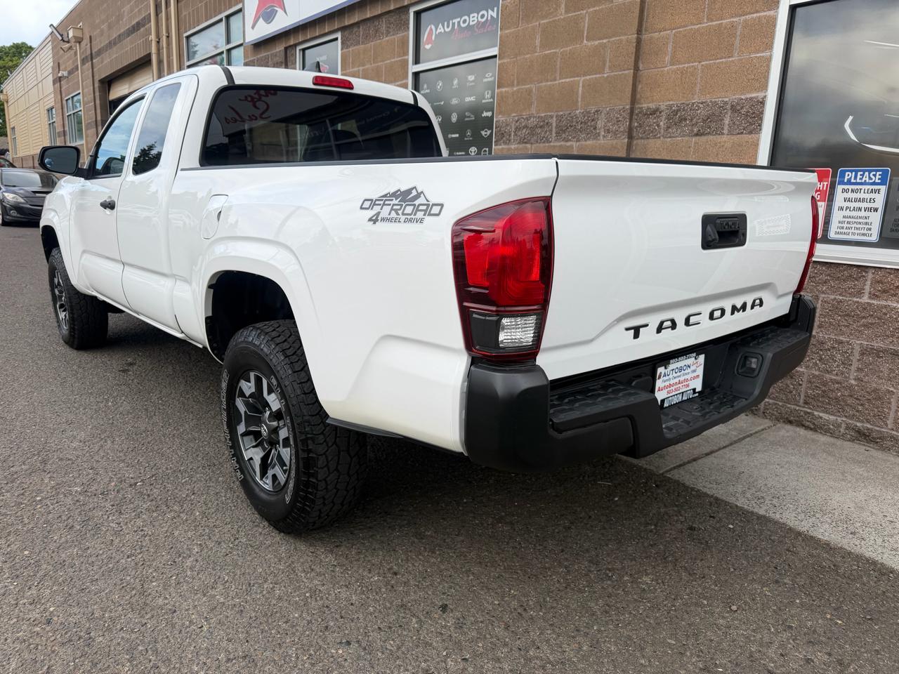 Toyota Tacoma 4WD SR5 Access Cab 6' Bed I4 AT (Natl) 2020