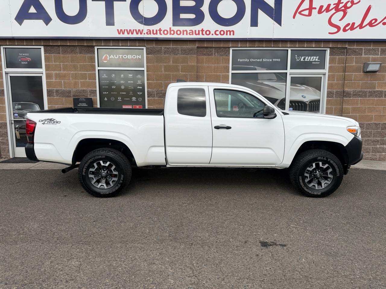 Toyota Tacoma 4WD SR5 Access Cab 6' Bed I4 AT (Natl) 2020