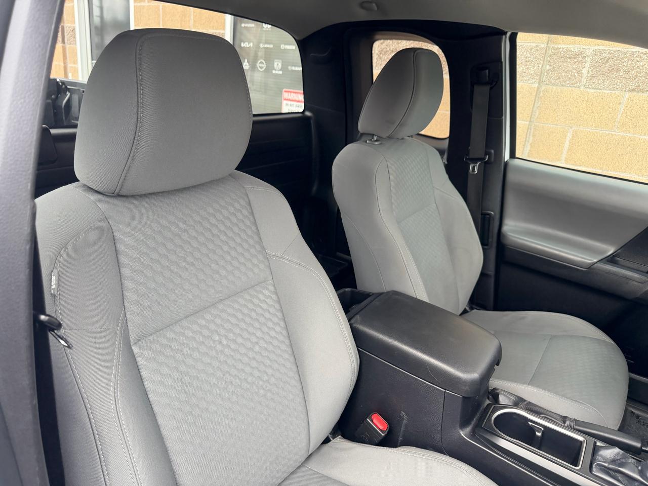 Toyota Tacoma 4WD SR5 Access Cab 6' Bed I4 AT (Natl) 2020