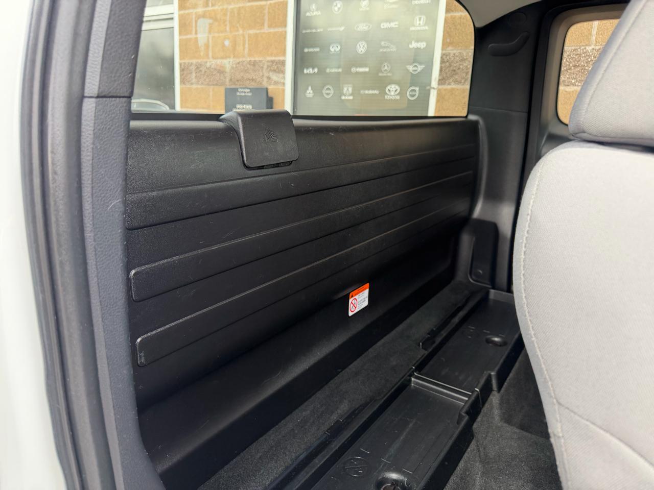 Toyota Tacoma 4WD SR5 Access Cab 6' Bed I4 AT (Natl) 2020