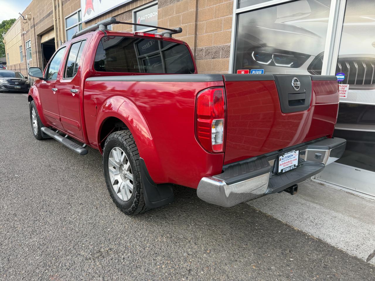 Nissan Frontier 2WD Crew Cab LWB Auto SL 2011
