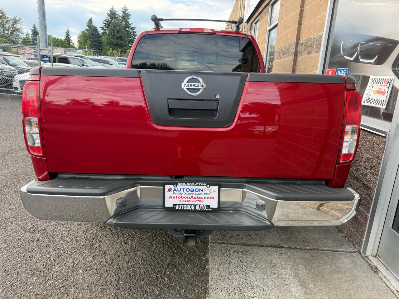 Nissan Frontier 2WD Crew Cab LWB Auto SL 2011