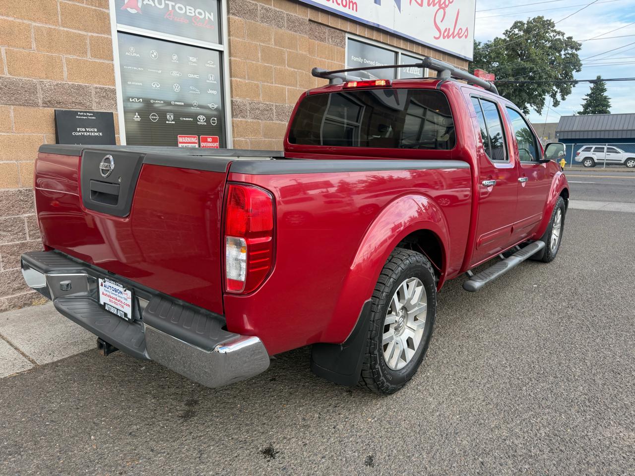 Nissan Frontier 2WD Crew Cab LWB Auto SL 2011