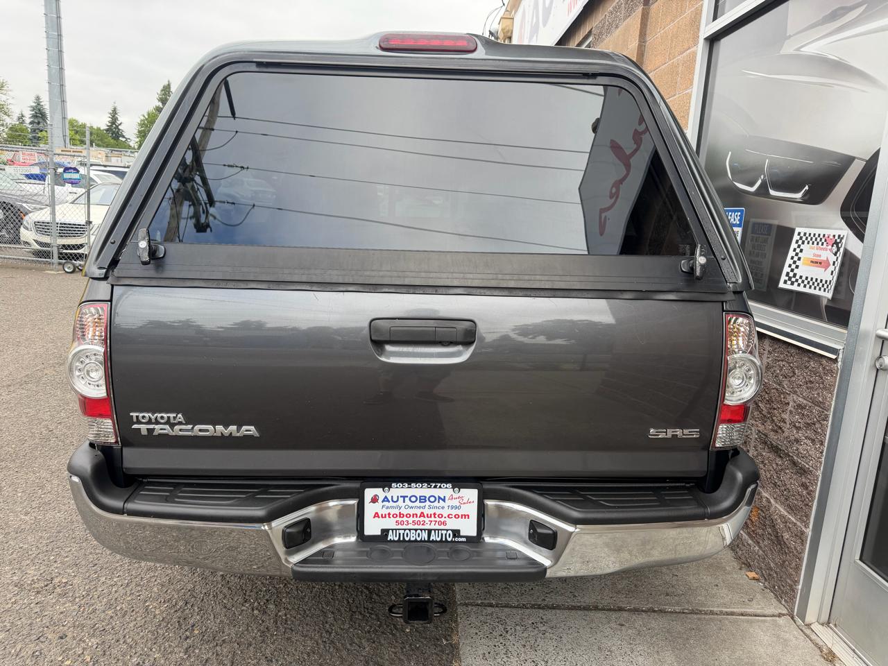 Toyota Tacoma 2WD Access Cab I4 AT (Natl) 2015