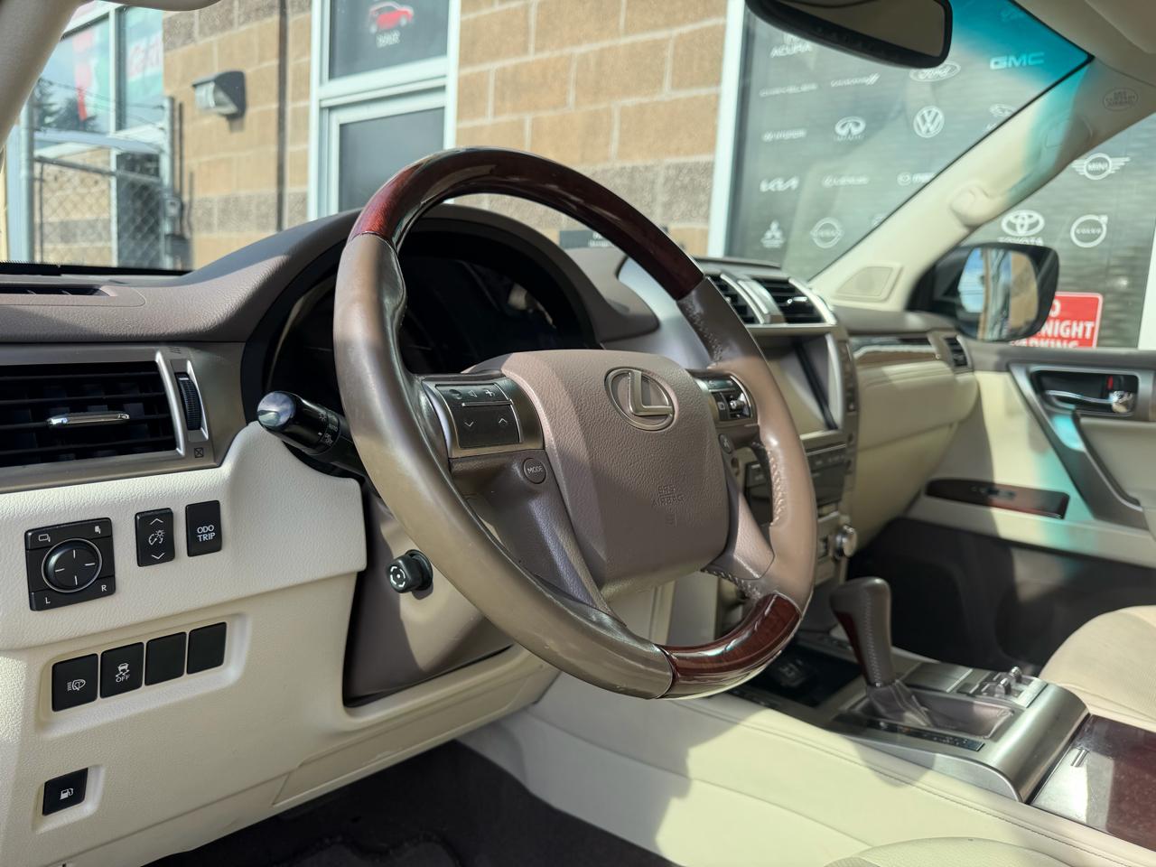 Lexus GX 460 4WD 4dr 2015