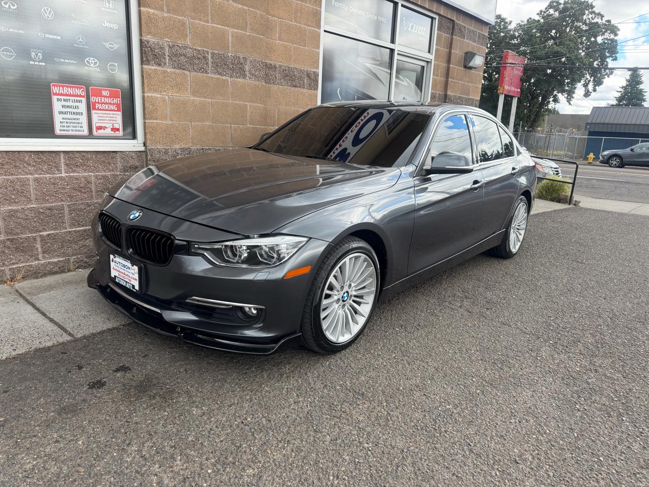 BMW 3 Series 4dr Sdn 328i xDrive AWD SULEV 2013