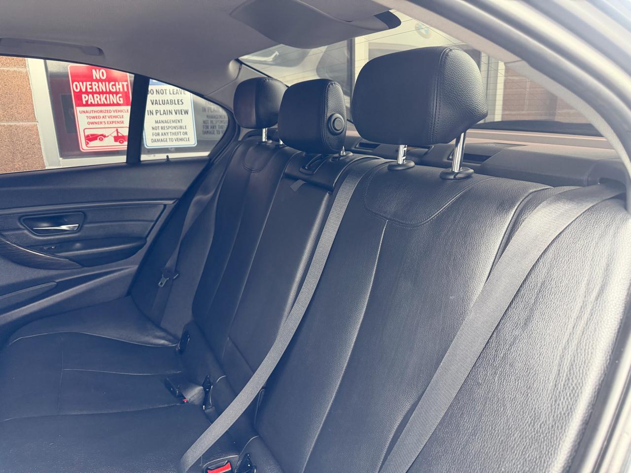 BMW 3 Series 4dr Sdn 328i xDrive AWD SULEV 2013
