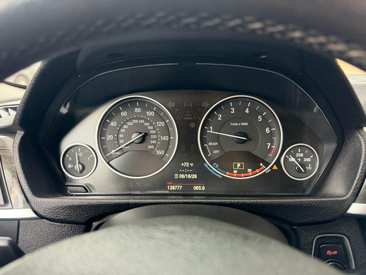 BMW 3 Series 4dr Sdn 328i xDrive AWD SULEV 2013