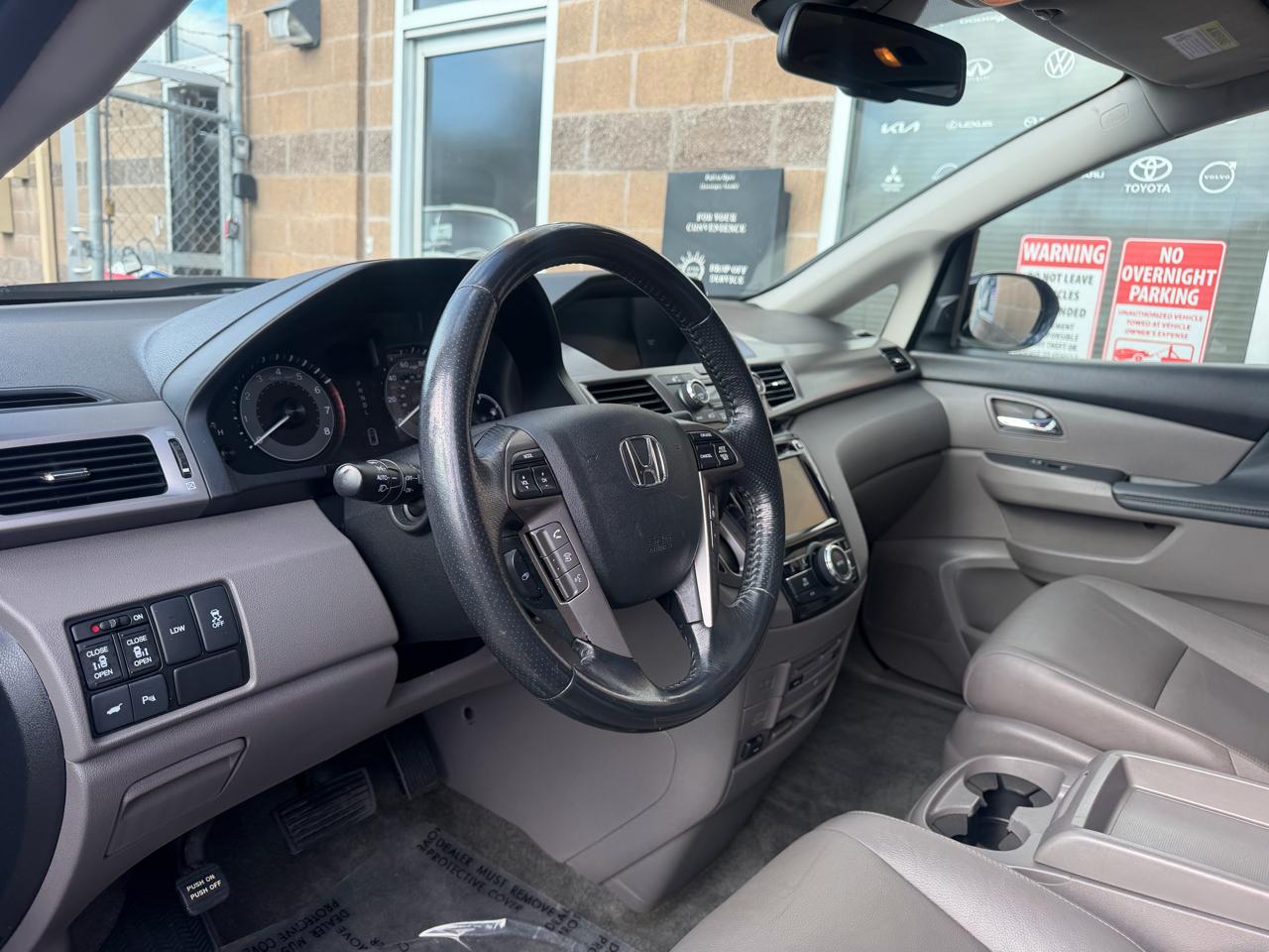 Honda Odyssey 5dr Touring 2016
