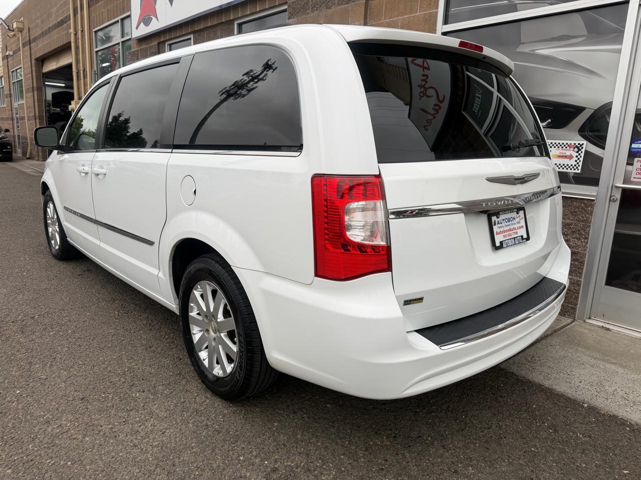 Chrysler Town & Country 4dr Wgn Touring 2015