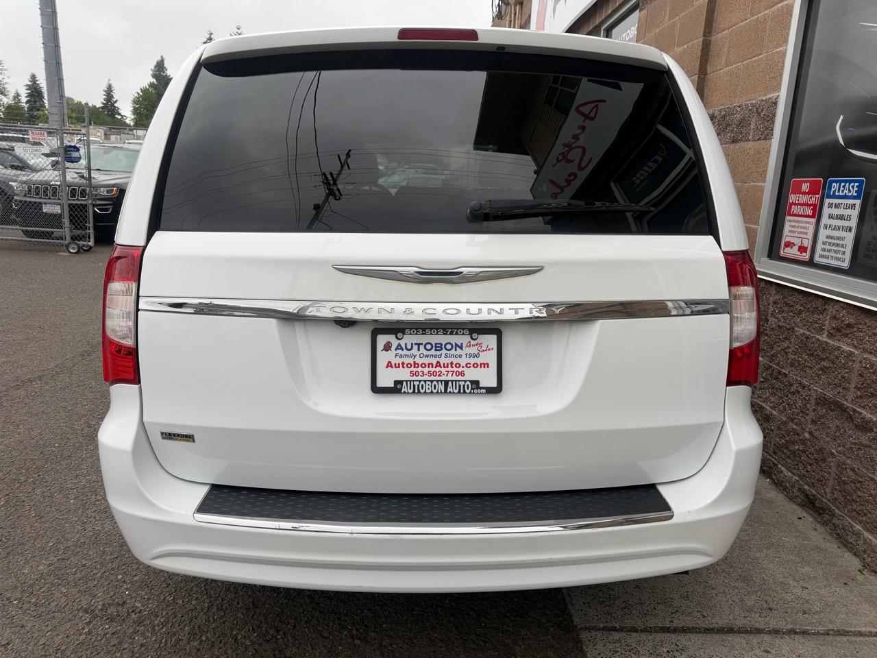 Chrysler Town & Country 4dr Wgn Touring 2015