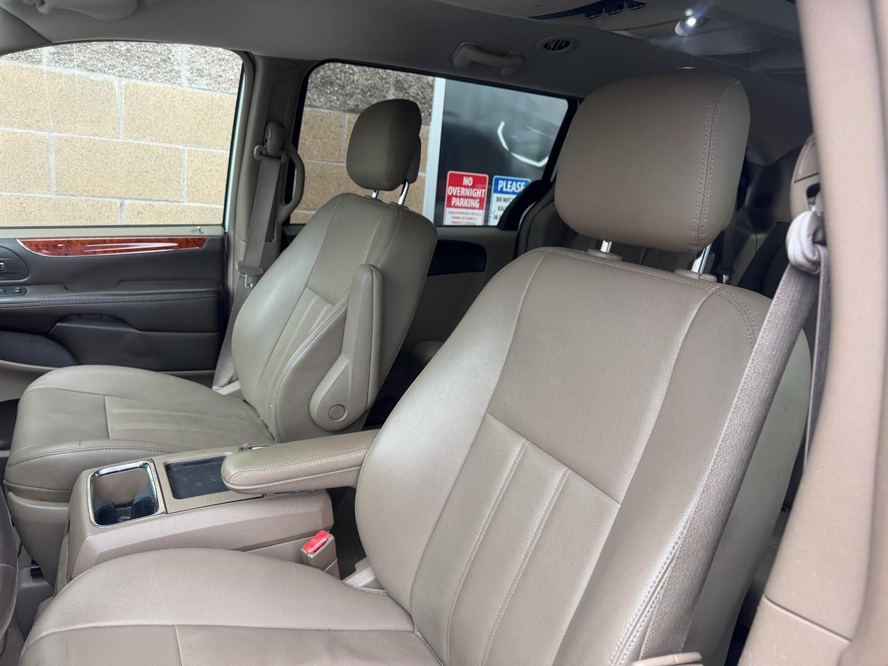 Chrysler Town & Country 4dr Wgn Touring 2015