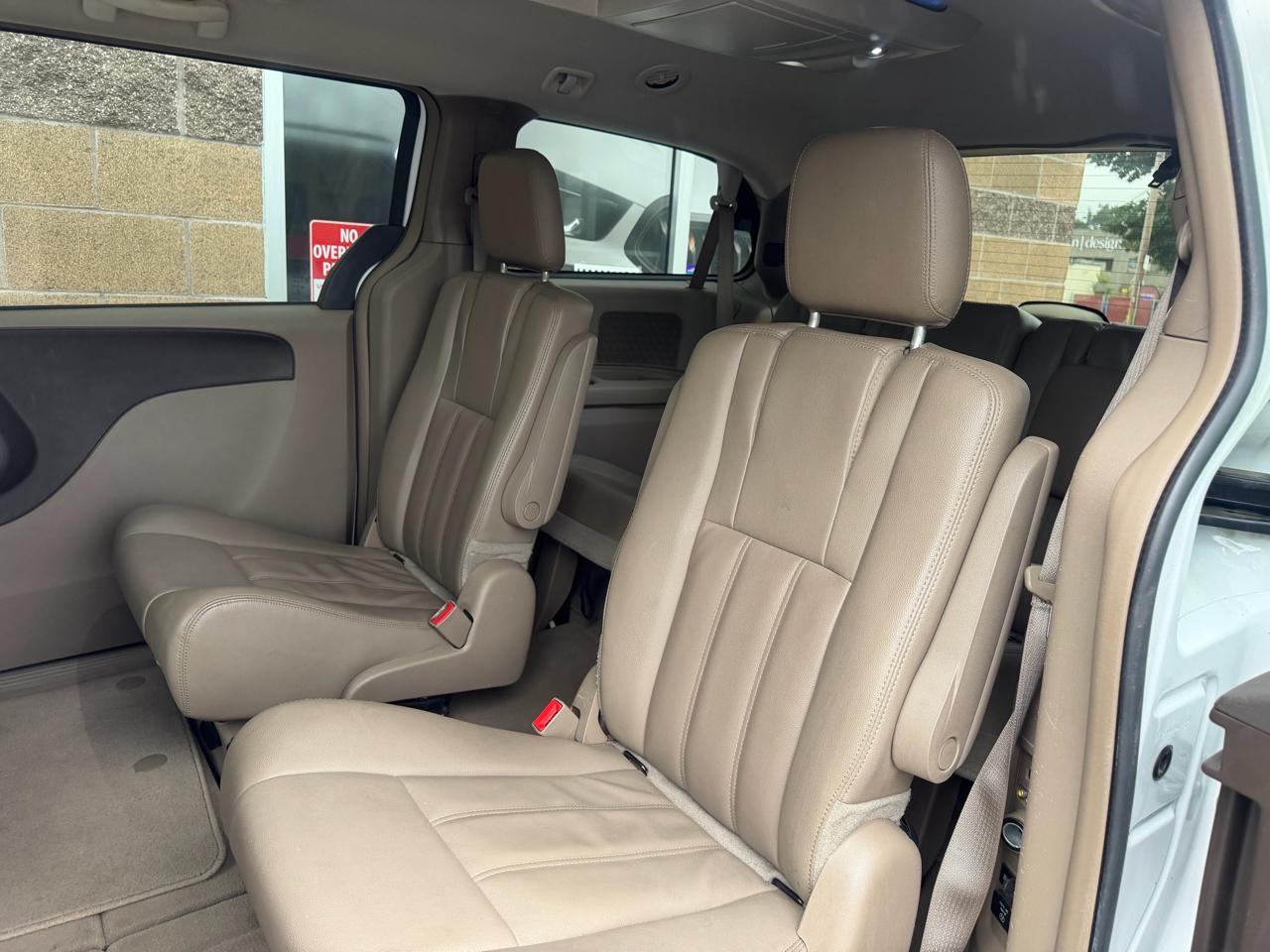 Chrysler Town & Country 4dr Wgn Touring 2015