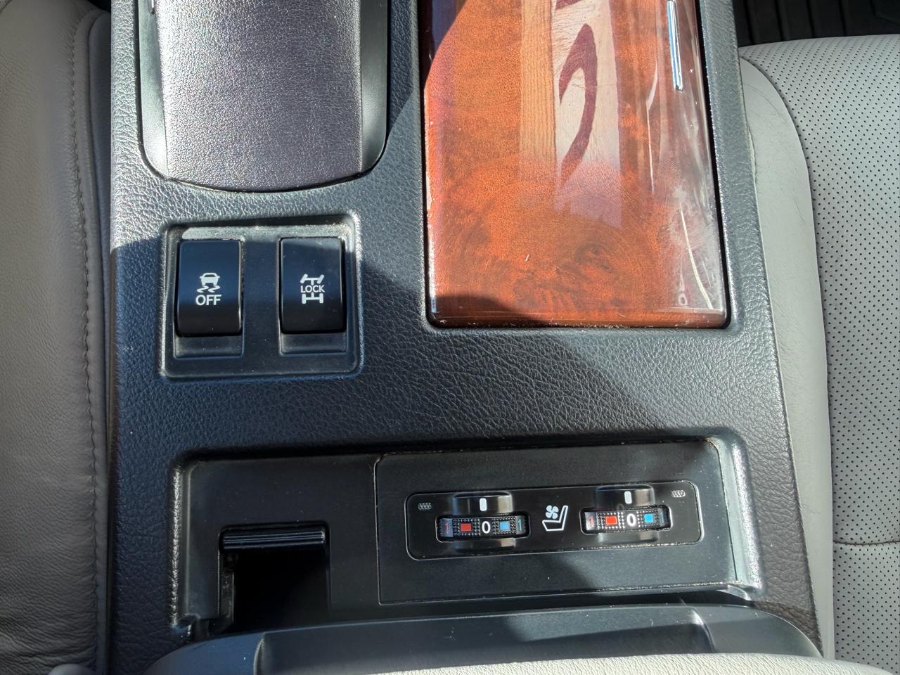 Lexus RX 350 AWD 4dr 2011