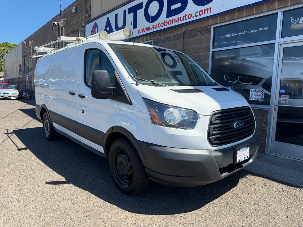 Ford Transit Van T-150 130" Low Rf 8600 GVWR Sliding RH Dr 2018