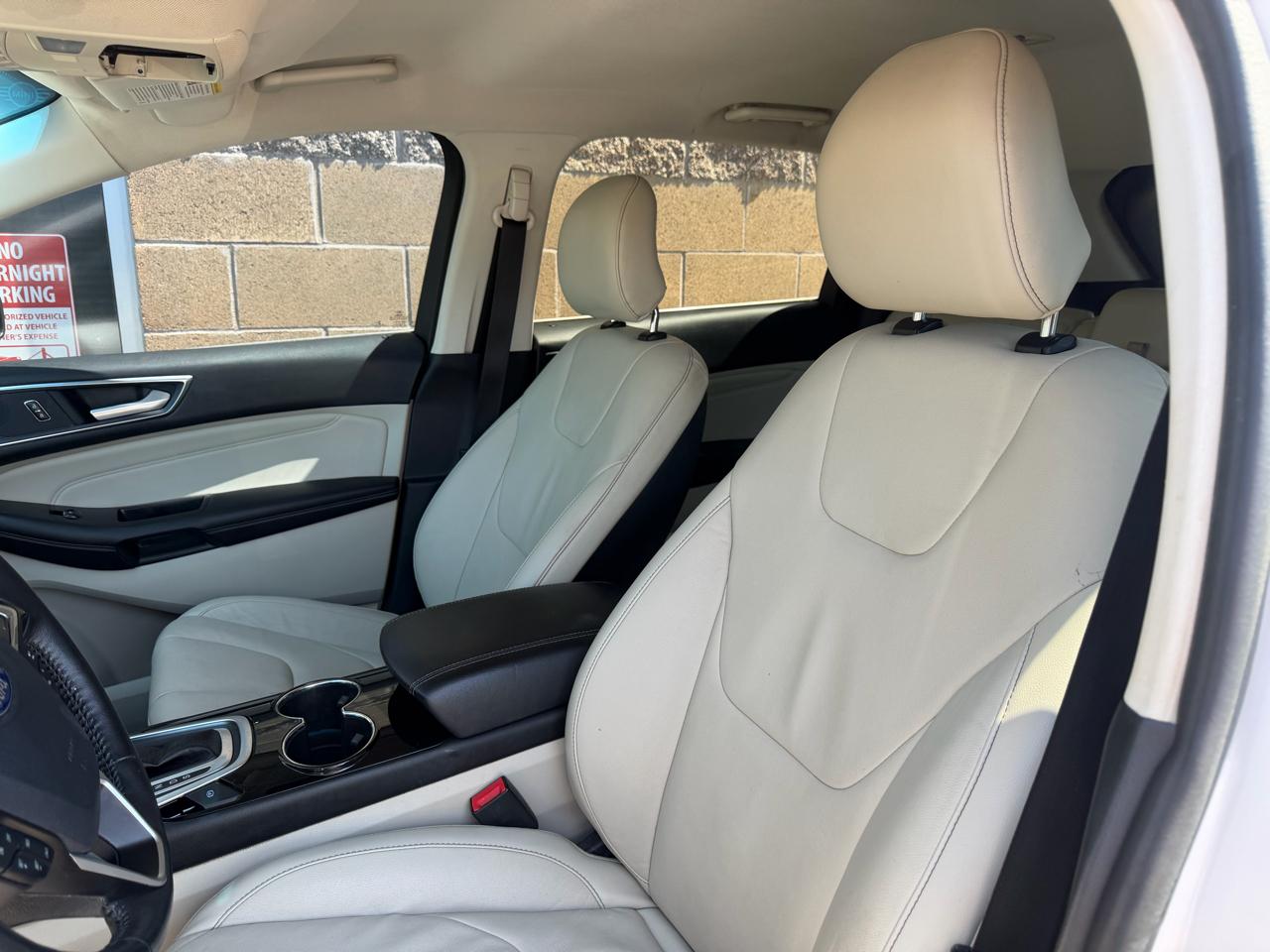 Ford Edge 4dr Titanium FWD 2015