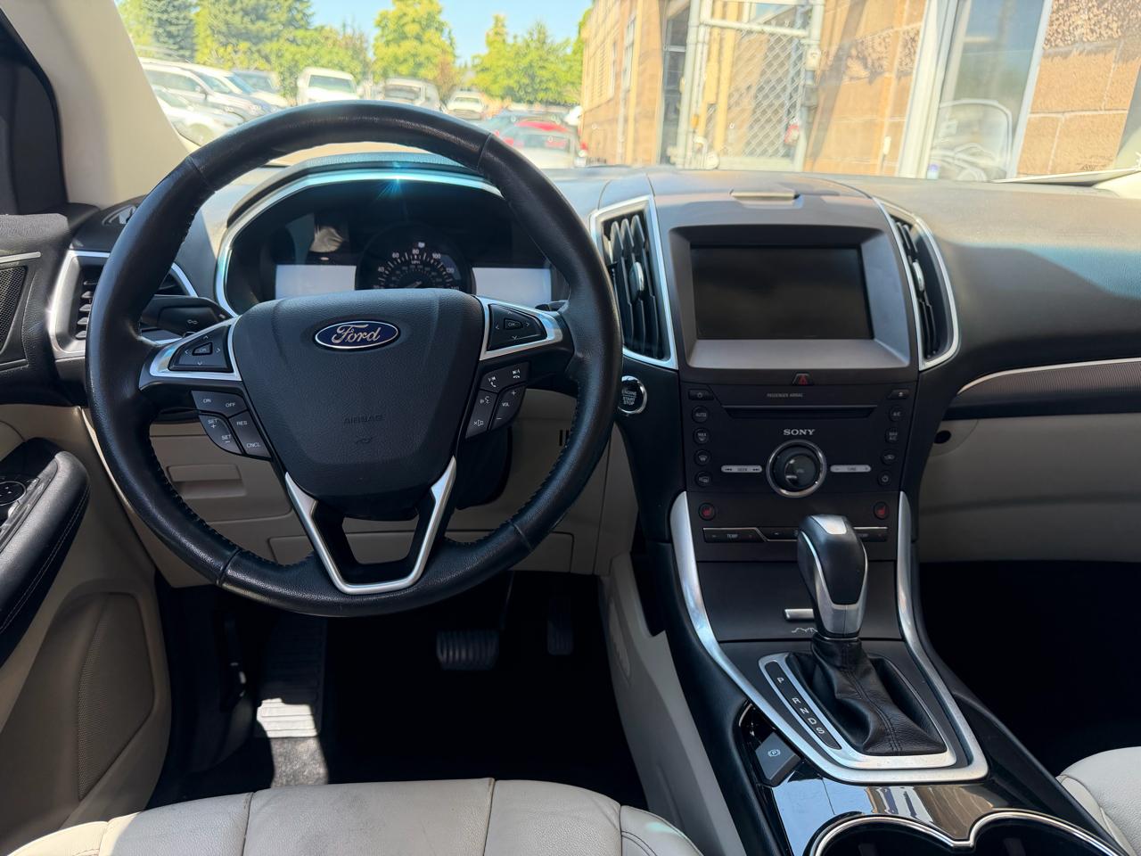 Ford Edge 4dr Titanium FWD 2015