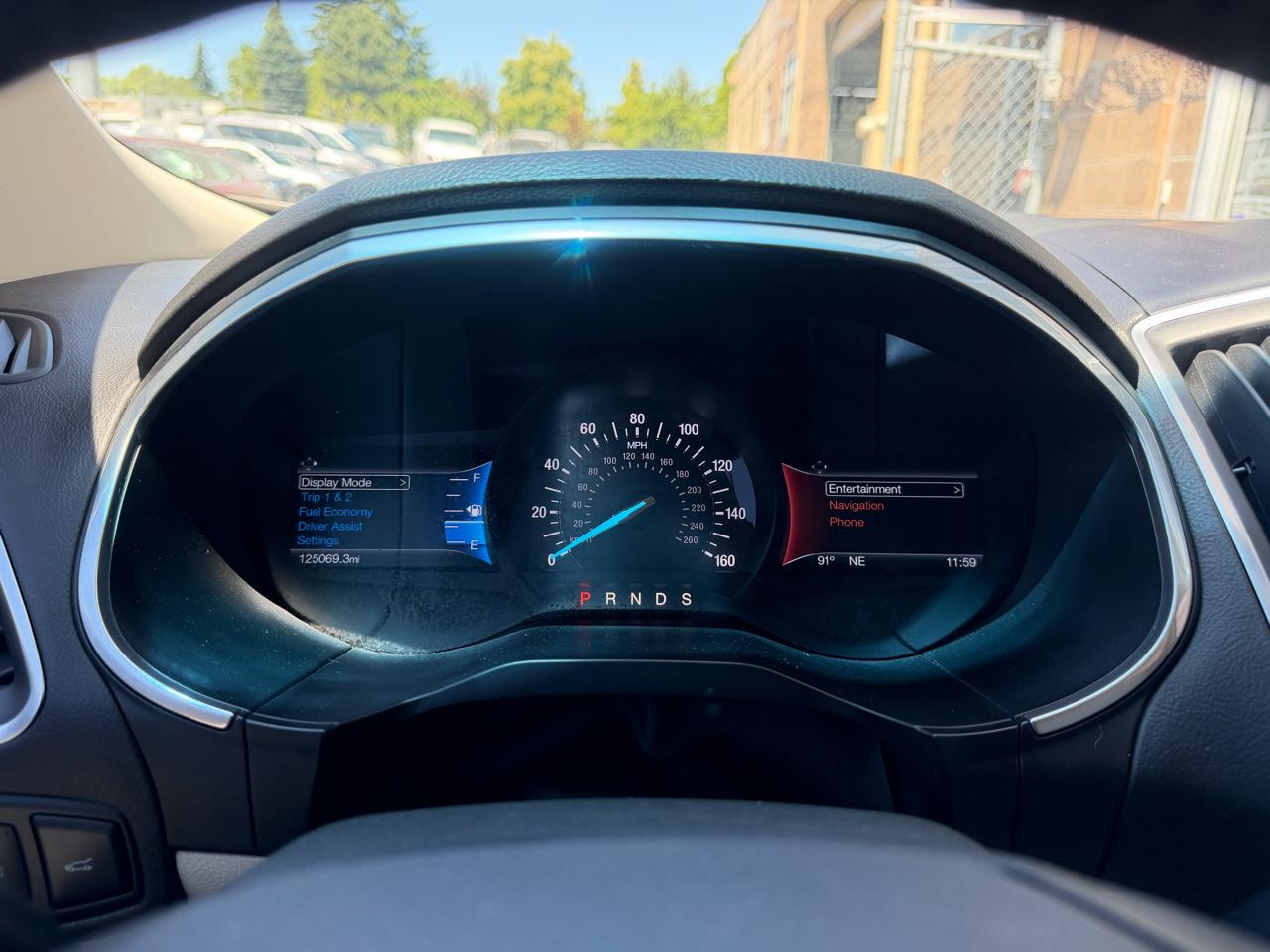 Ford Edge 4dr Titanium FWD 2015
