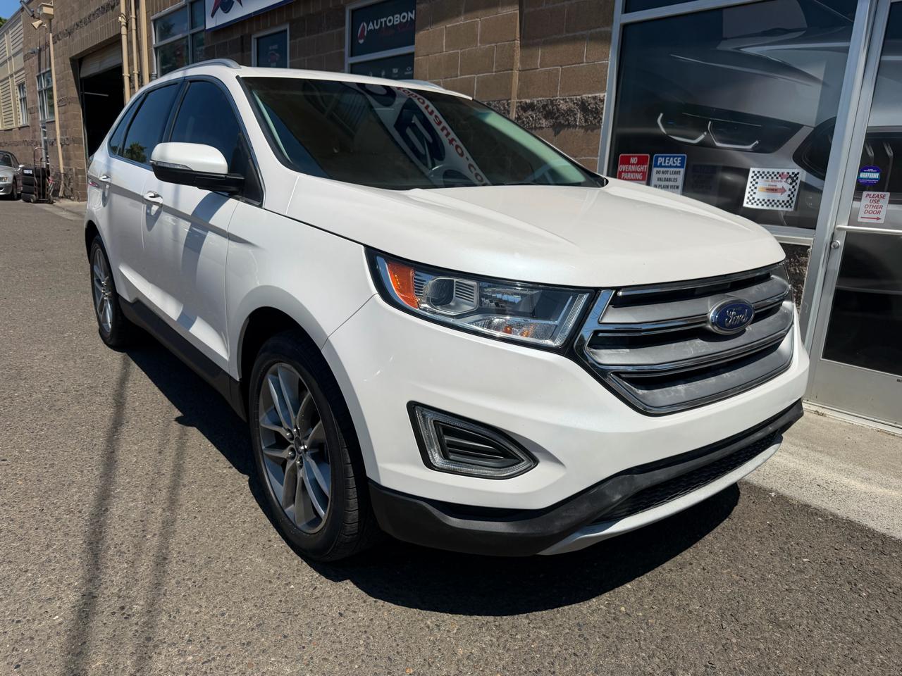 Ford Edge 4dr Titanium FWD 2015