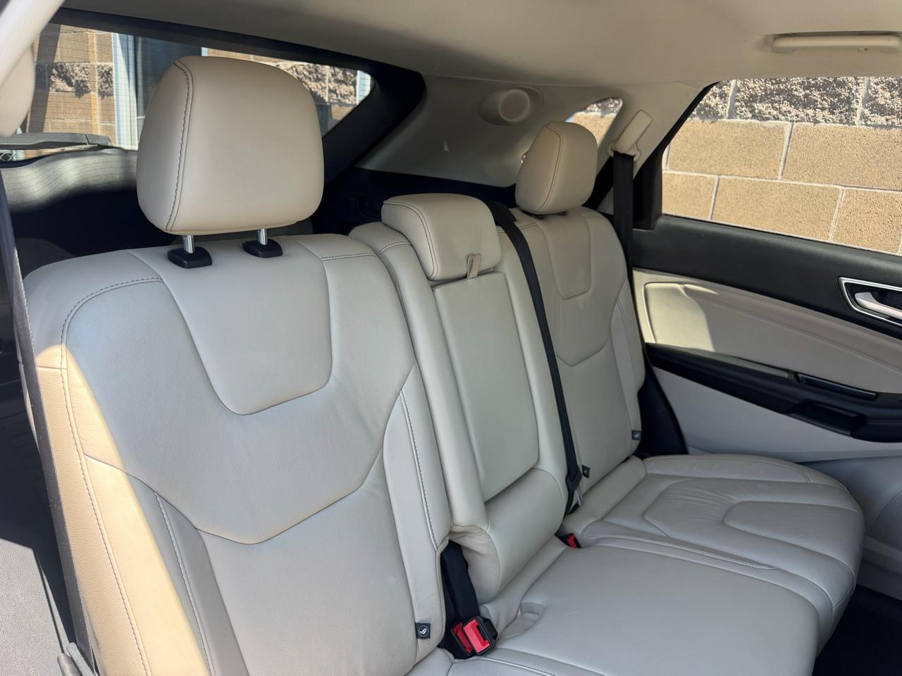 Ford Edge 4dr Titanium FWD 2015