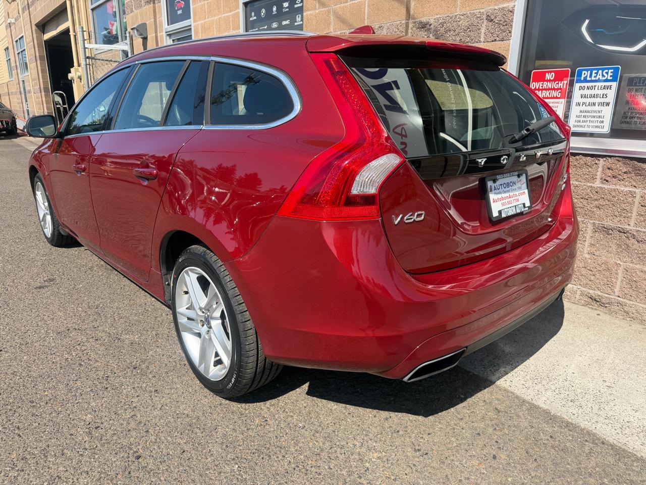 Volvo V60 2015.5 4dr Wgn T5 Platinum AWD 2015