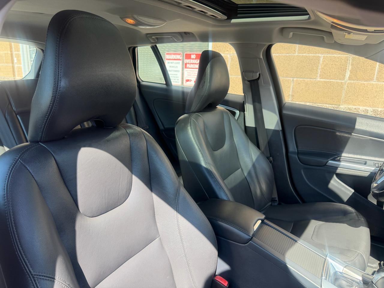Volvo V60 2015.5 4dr Wgn T5 Platinum AWD 2015
