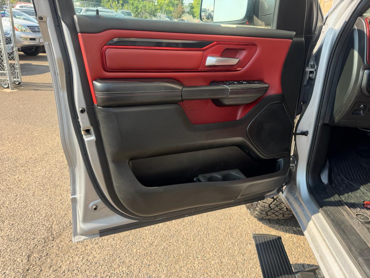 RAM 1500 Rebel Crew Cab SB 4WD 2019