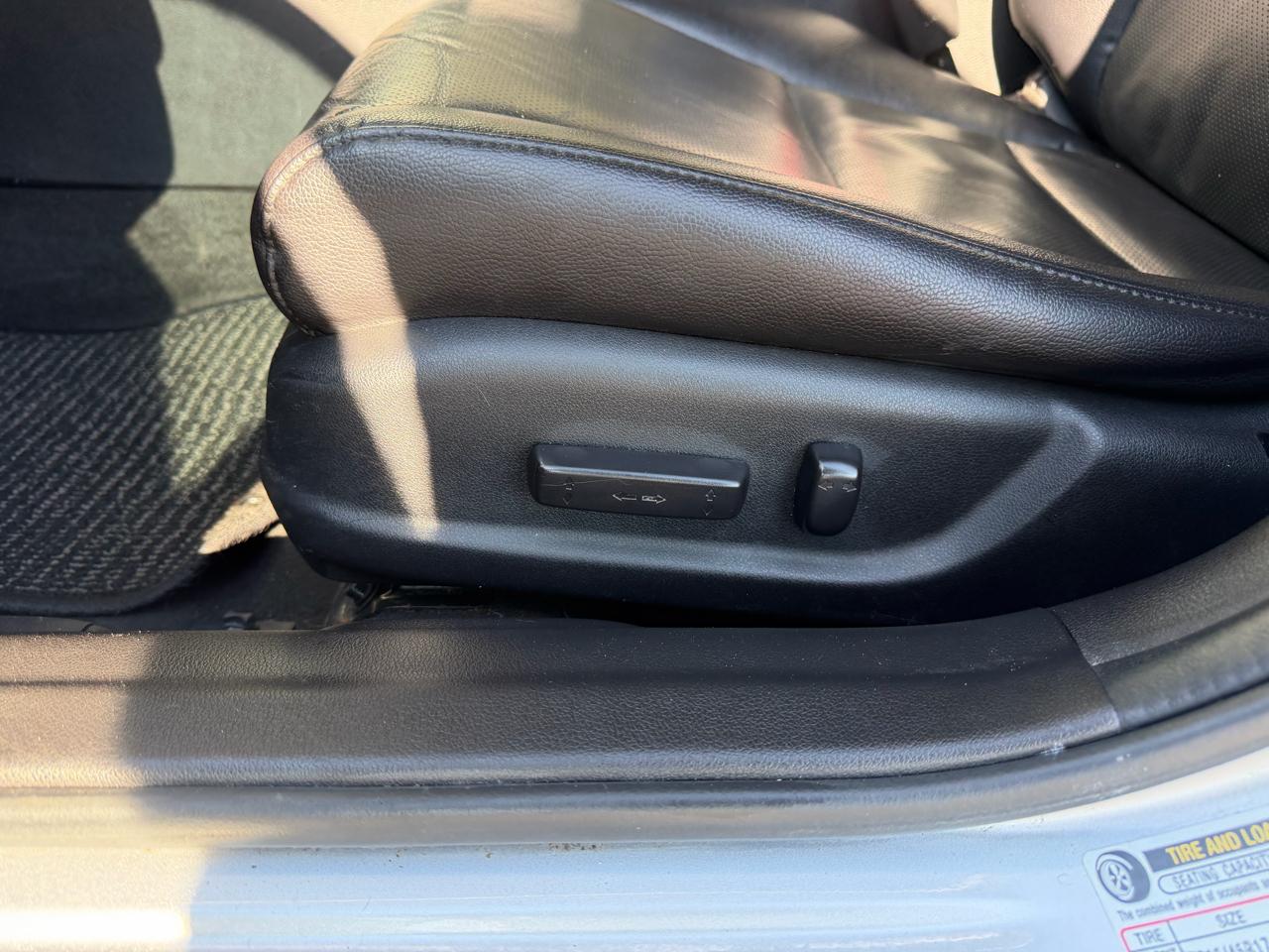 Acura ILX 4dr Sdn 2.0L 2015
