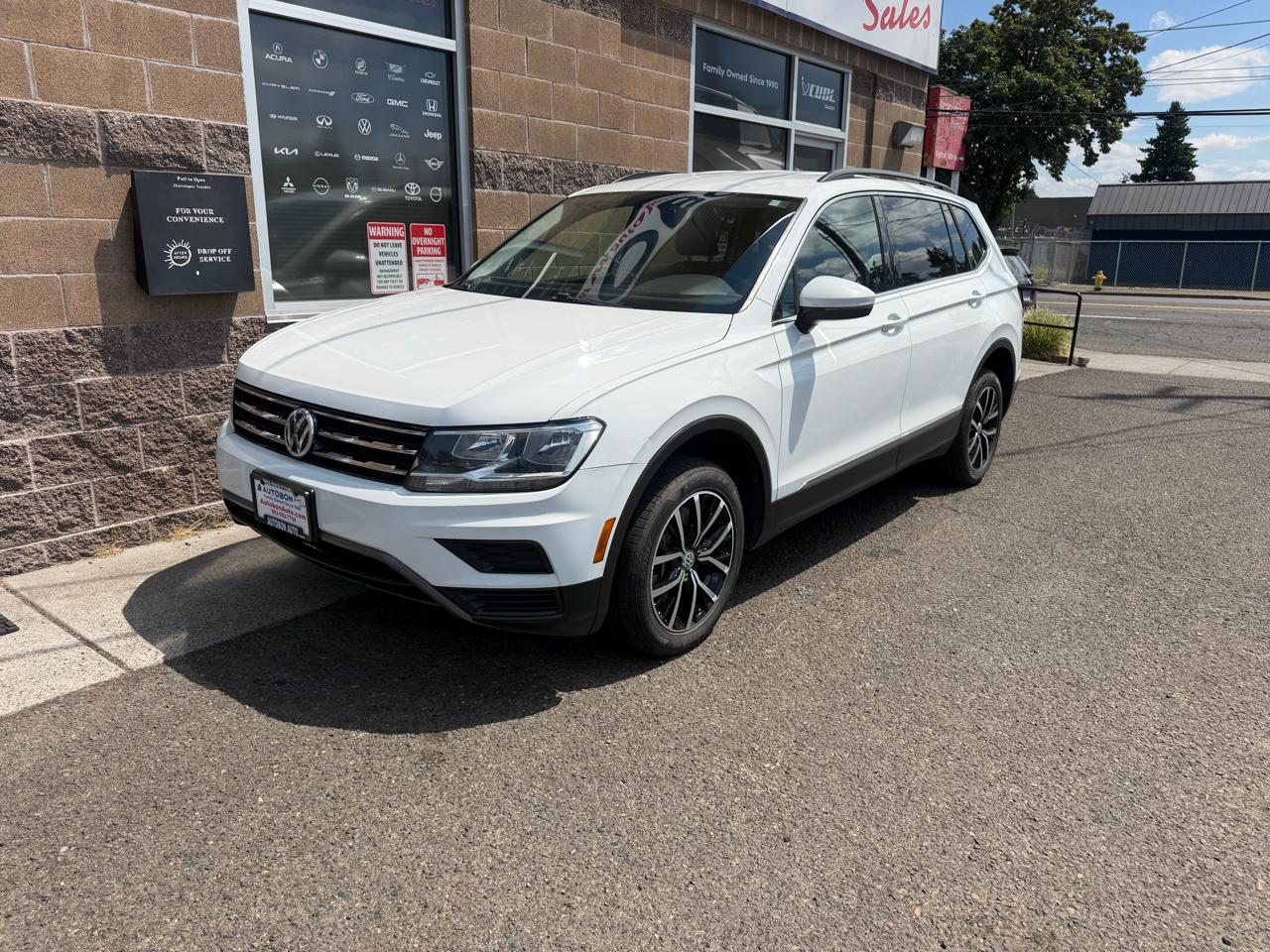Volkswagen Tiguan 2.0T SE R-Line Black FWD 2021