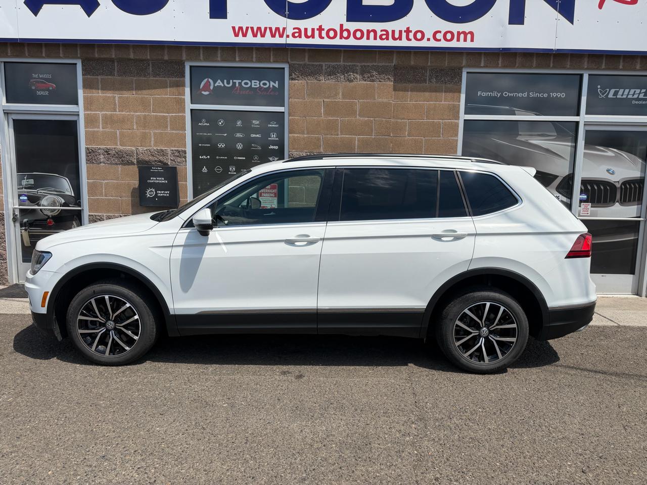Volkswagen Tiguan 2.0T SE R-Line Black FWD 2021