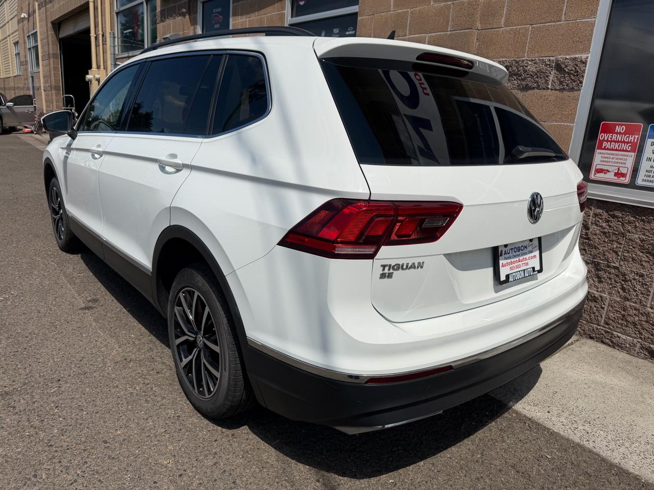 Volkswagen Tiguan 2.0T SE R-Line Black FWD 2021