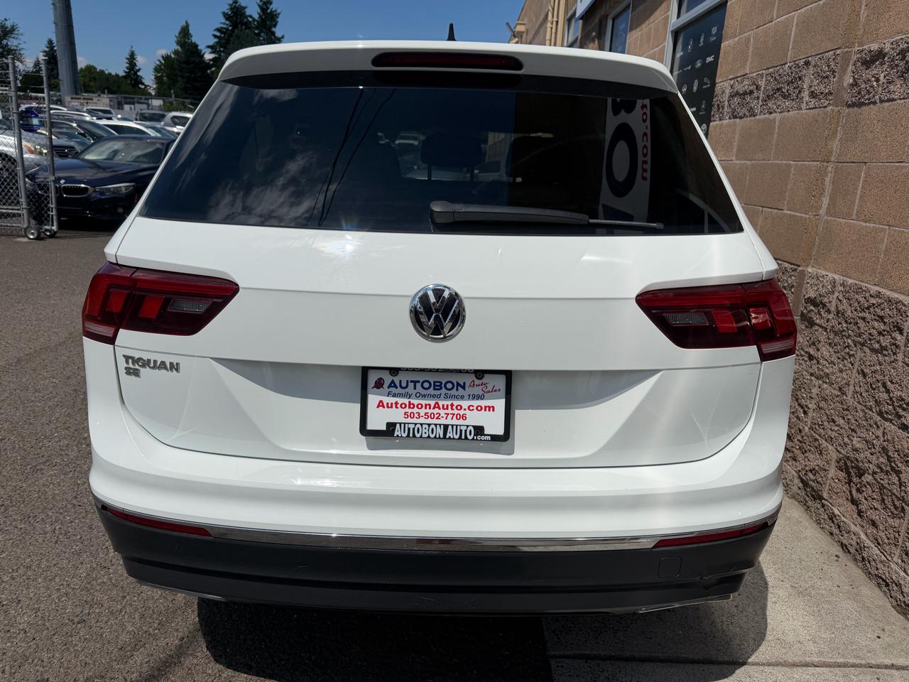 Volkswagen Tiguan 2.0T SE R-Line Black FWD 2021