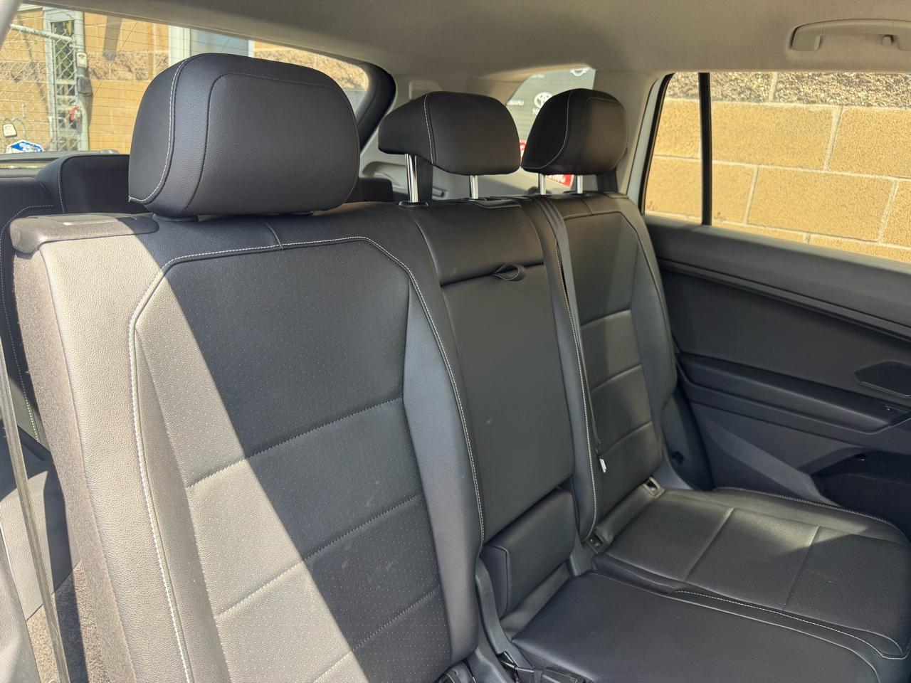 Volkswagen Tiguan 2.0T SE R-Line Black FWD 2021