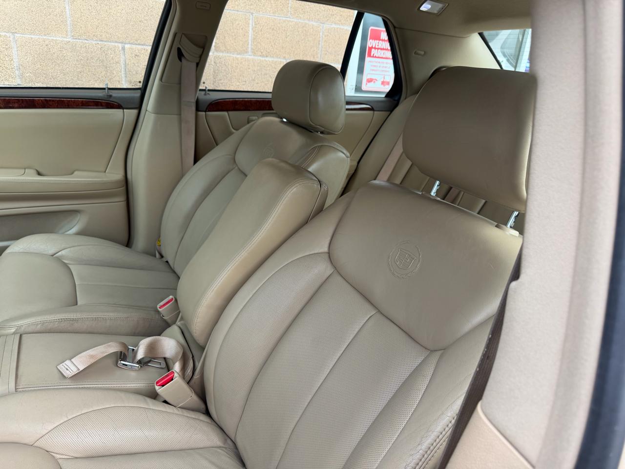 Cadillac DTS 4dr Sdn w/1SC 2006