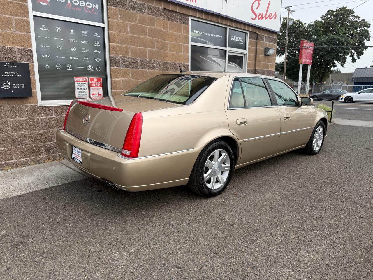 Cadillac DTS 4dr Sdn w/1SC 2006