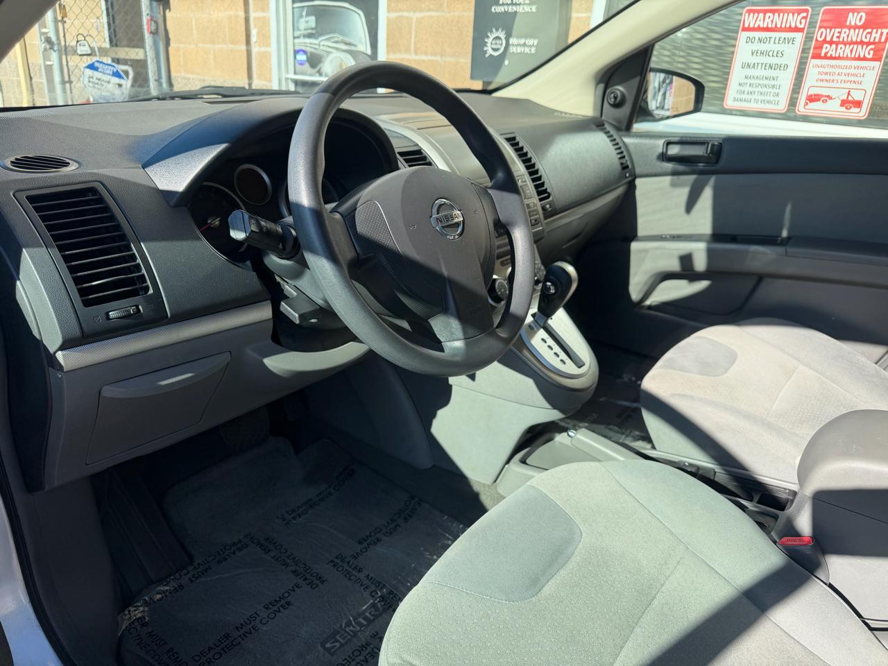 Nissan Sentra 4dr Sdn I4 CVT 2.0 FE+ 2009