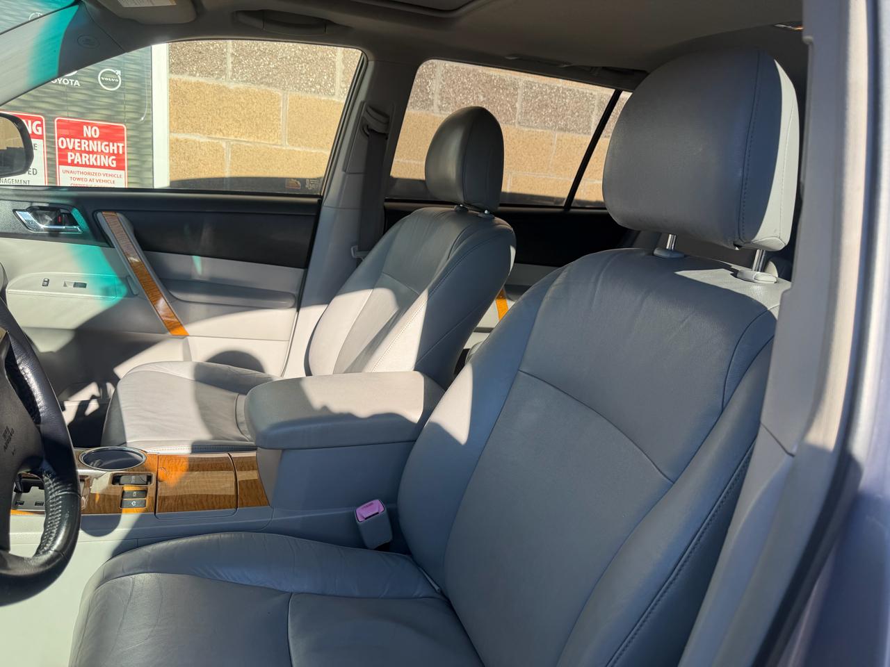 Toyota Highlander Hybrid 4WD 4dr Limited (Natl) 2010