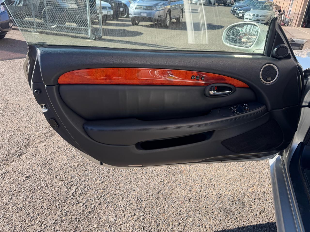 Lexus SC 430 2dr Convertible 2005