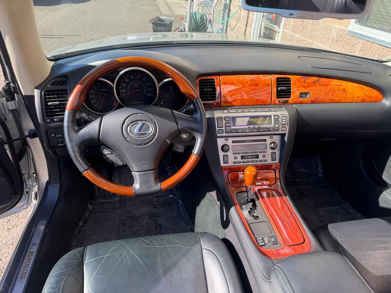Lexus SC 430 2dr Convertible 2005