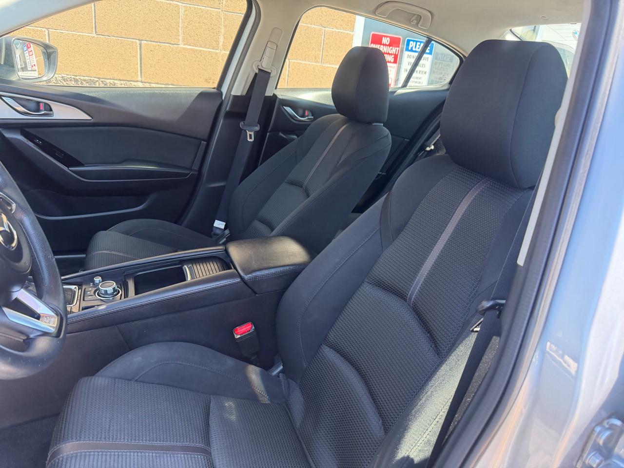 Mazda Mazda3 4-Door Sport Auto 2017