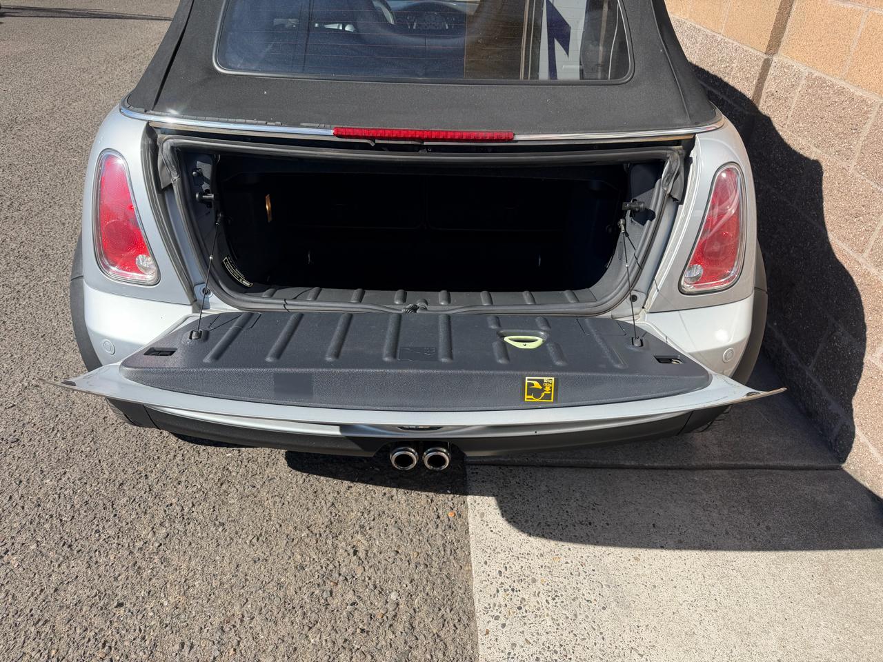 MINI Cooper Convertible 2dr Convertible S 2006