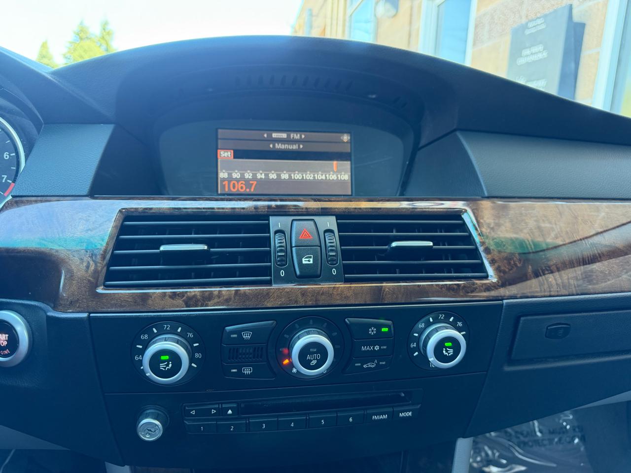 BMW 5 Series 4dr Sdn 528i RWD 2008