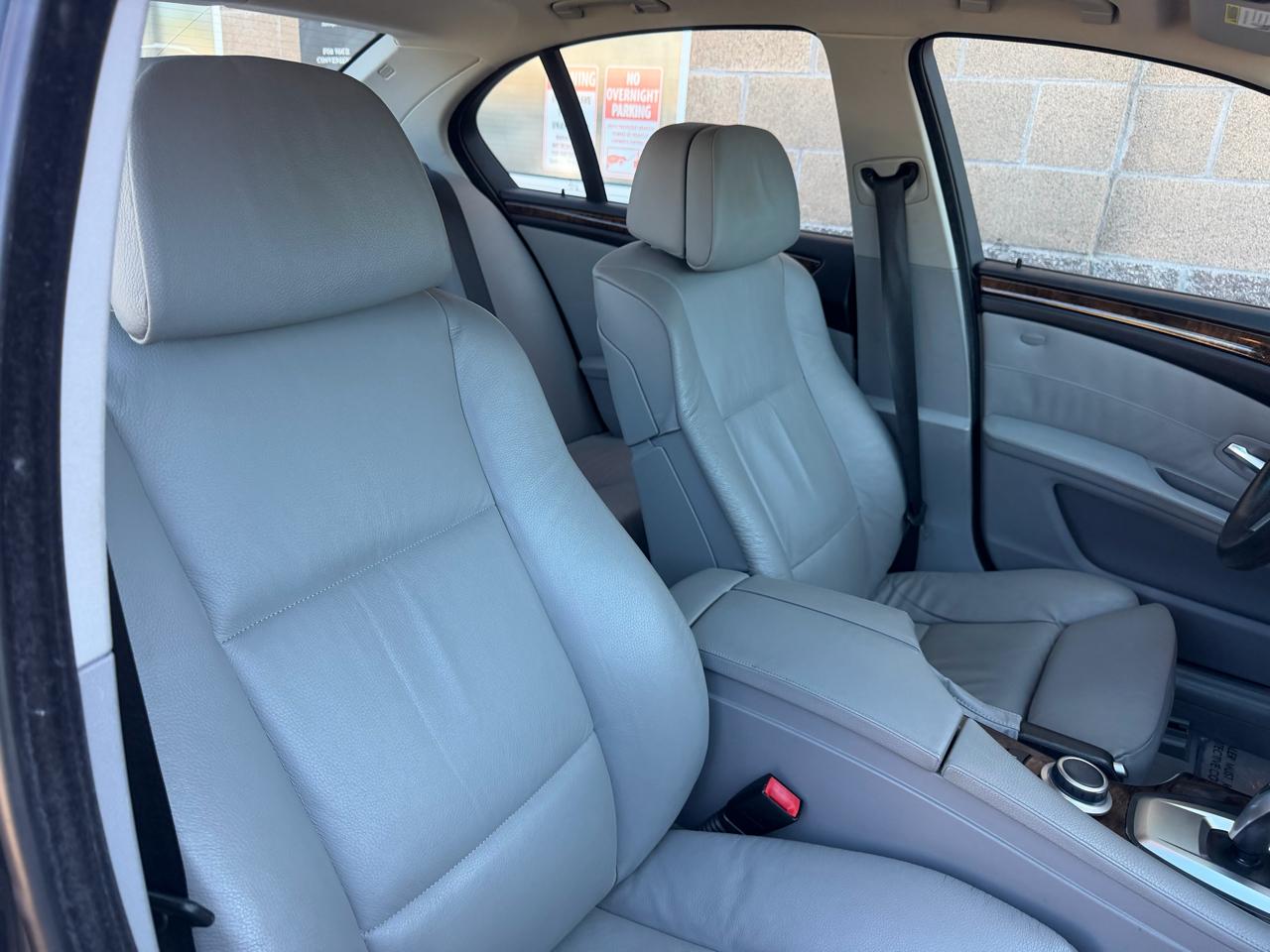 BMW 5 Series 4dr Sdn 528i RWD 2008