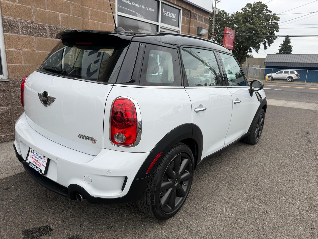 MINI Cooper Countryman FWD 4dr S 2012