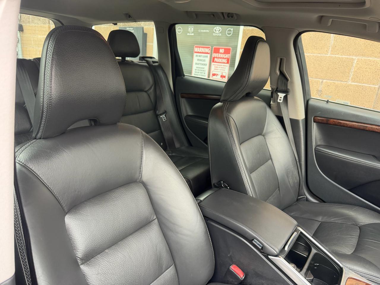 Volvo XC70 AWD 4dr Wgn T6 2013