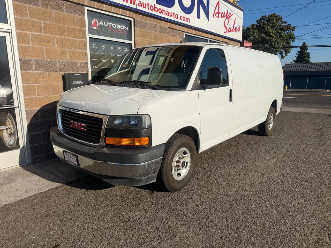 GMC Savana Cargo Van RWD 2500 155" 2018