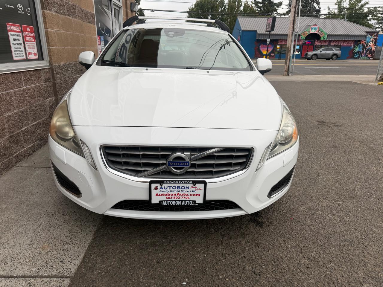 Volvo S60 FWD 4dr Sdn T5 2012