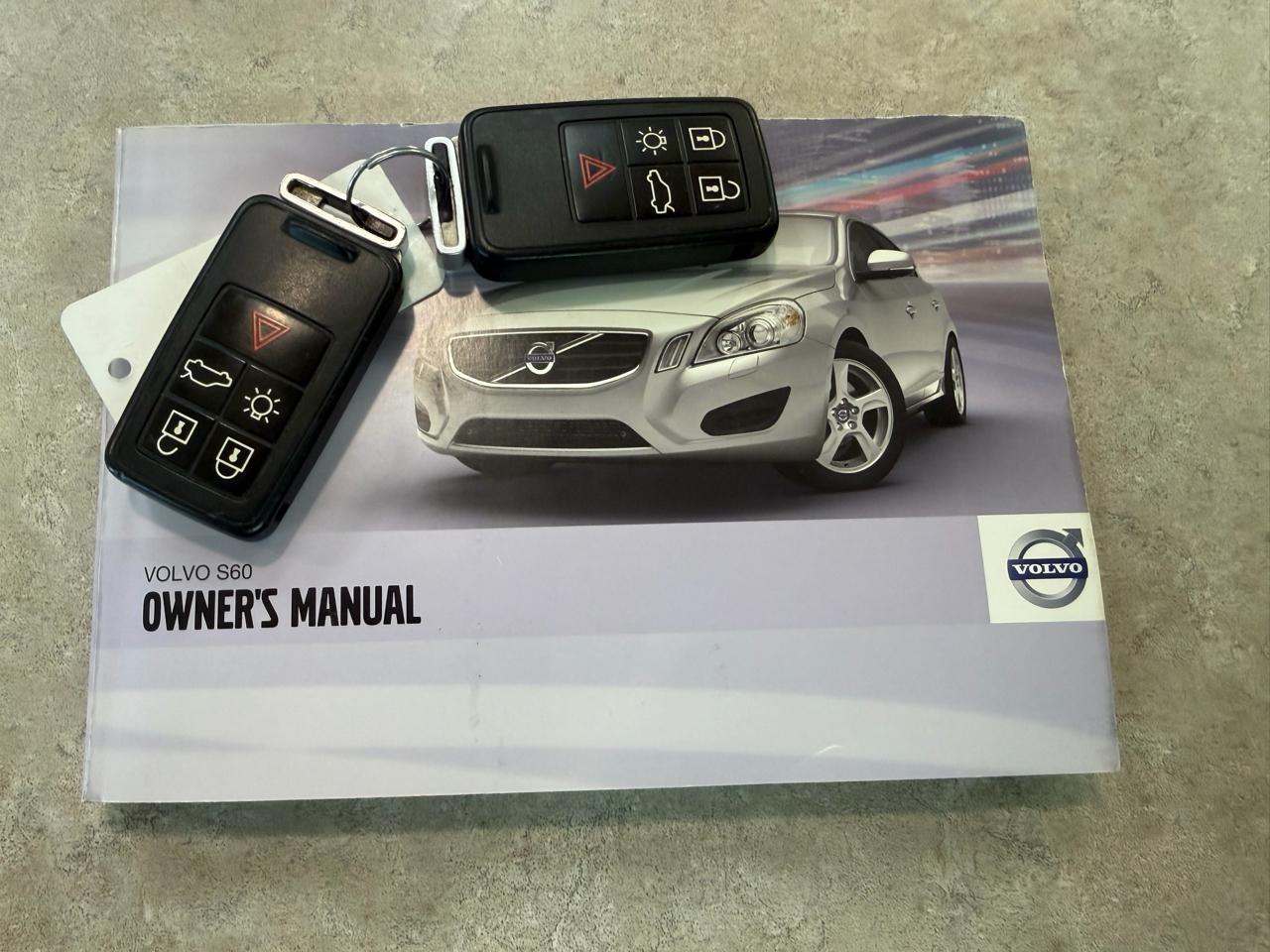 Volvo S60 FWD 4dr Sdn T5 2012