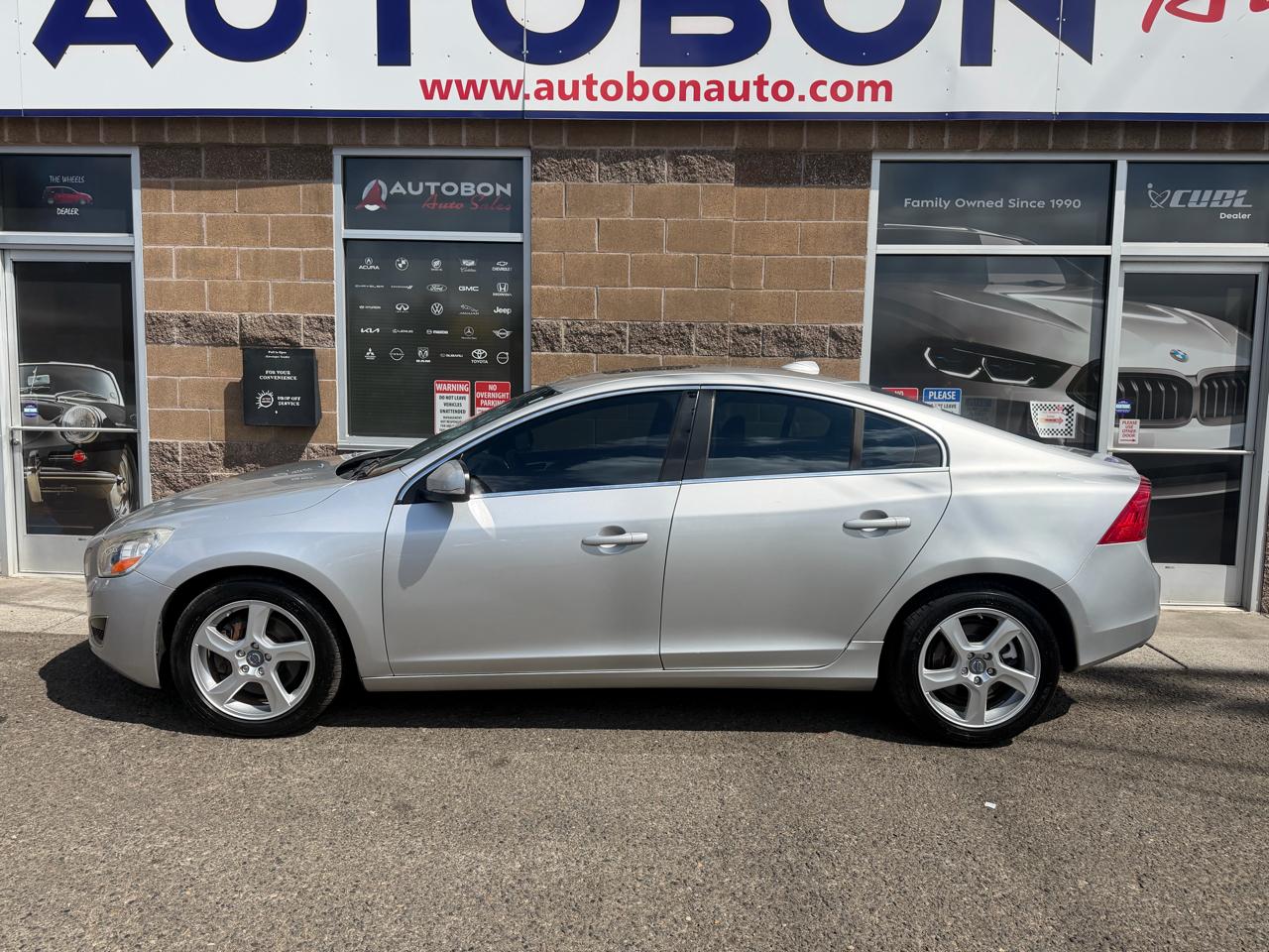 Volvo S60 FWD 4dr Sdn T5 2012